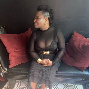 Meet your Posher, Avvi